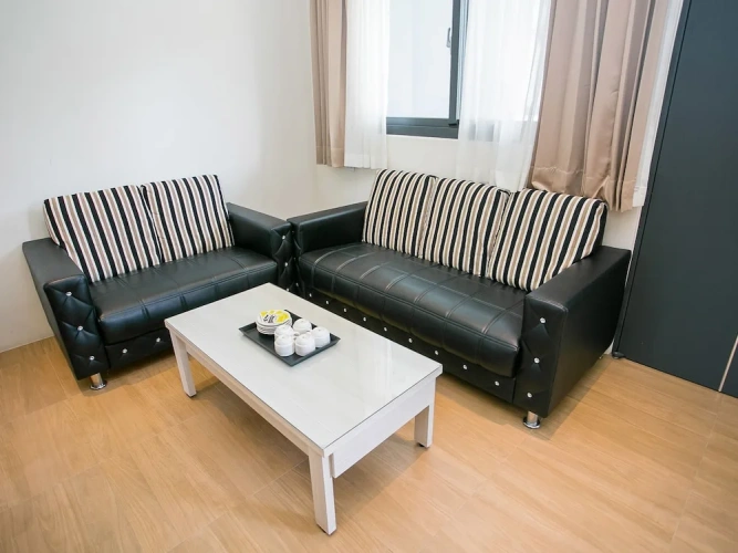 Economy room
