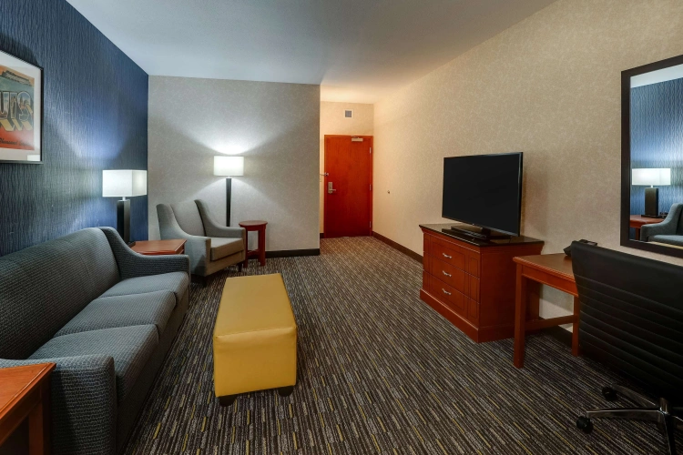 2 Bedrooms Double Suite