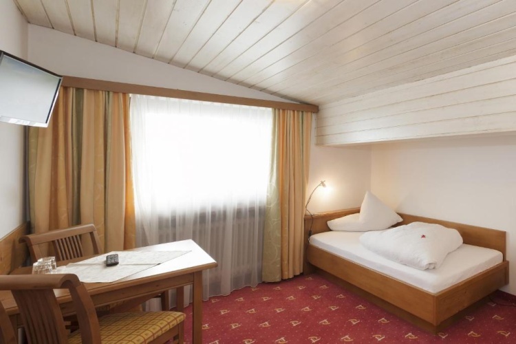 Standard Single room with balcony