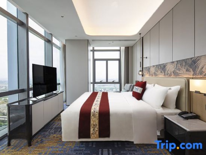 Deluxe Double Suite