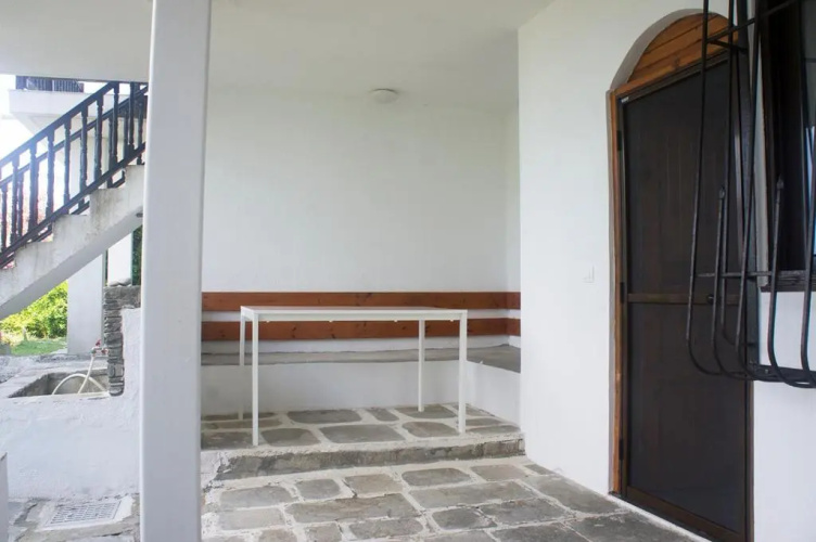 Possidi Aigaiopelagitika ground floor beachside studio