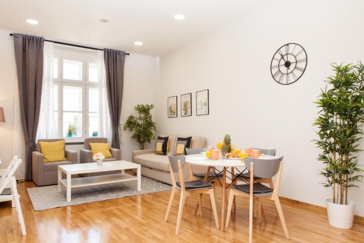 1 Bedroom Deluxe Apartment