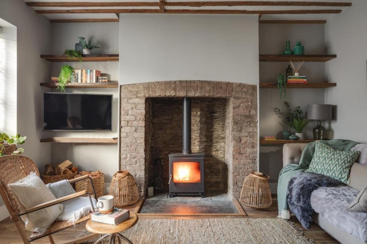 2 Bedrooms Cottage