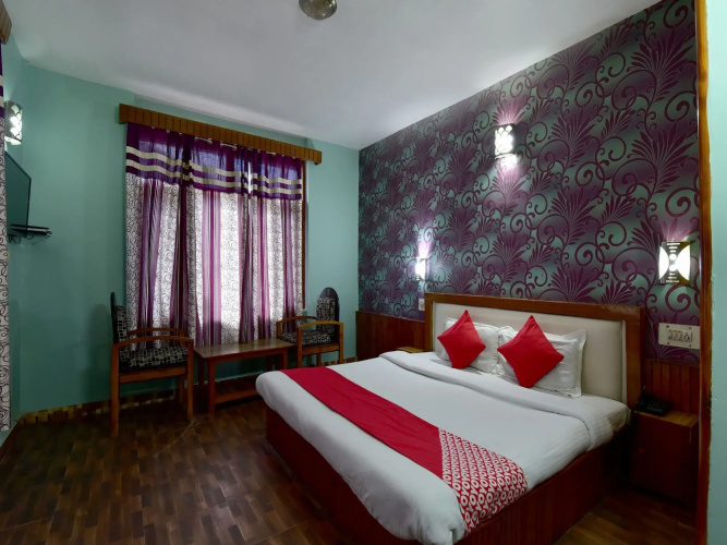 OYO 19786 Hotel Tathya