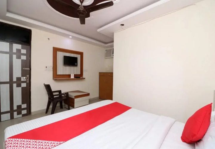 Hotel Keshav