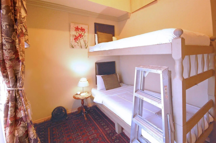 Twin Waters Guest House
