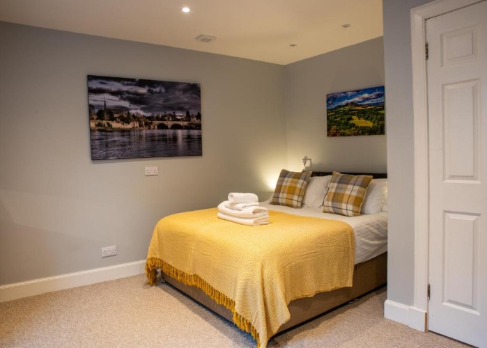 1 Bedroom Double Apartment