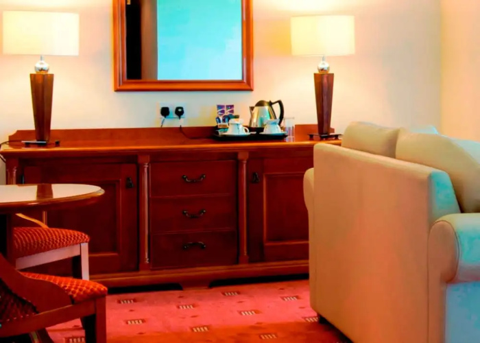 Radstone Hotel