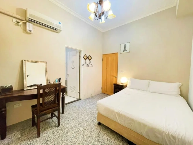 Comfort room