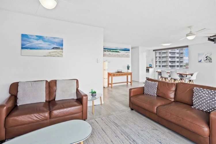 2 Bedrooms Apartment with ocean view
