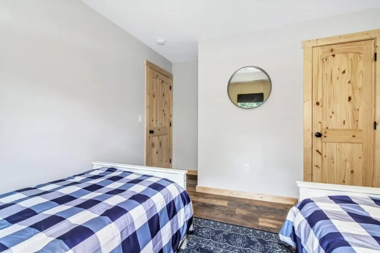 Bear Walk Cottage in Black Mountain