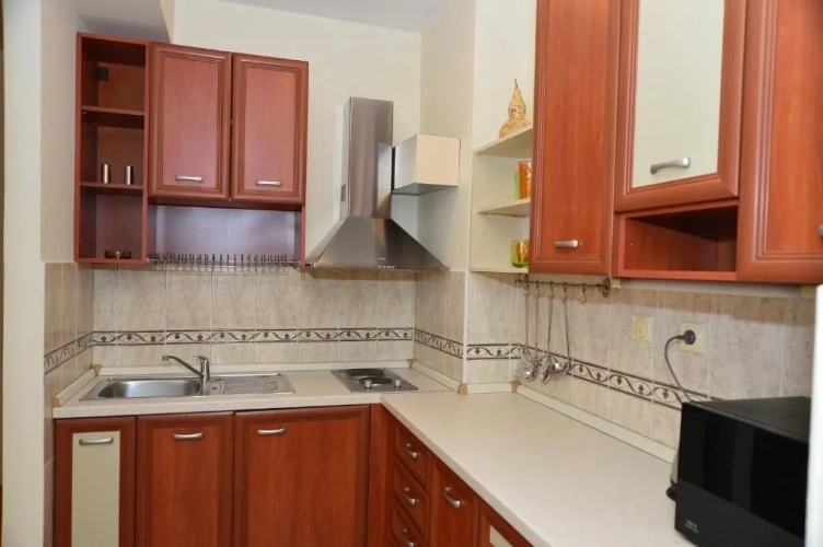 1 Bedroom Luxury Apartment with balcony