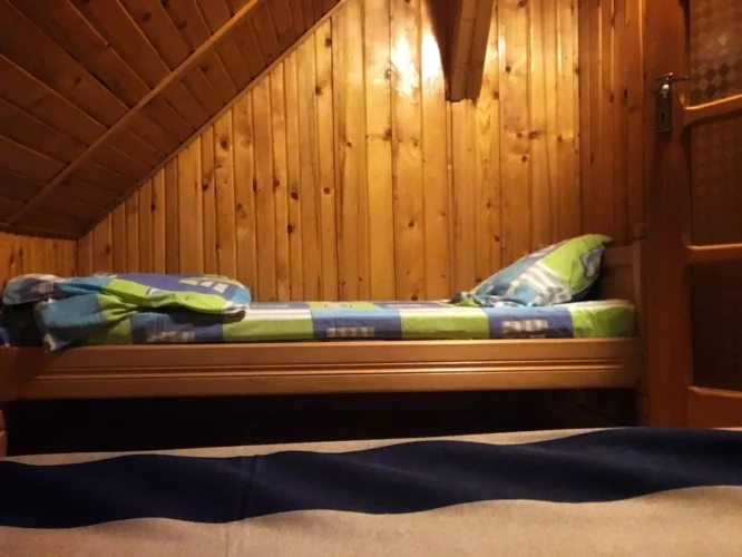 5 Bedrooms Cottage