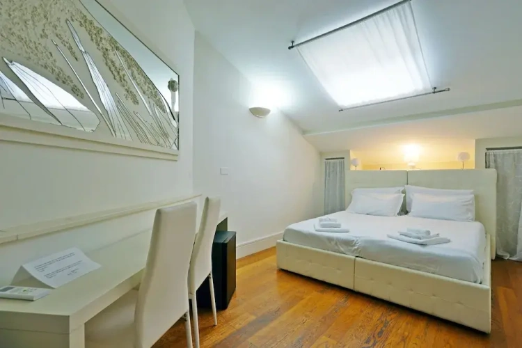 Economy Double Basement room