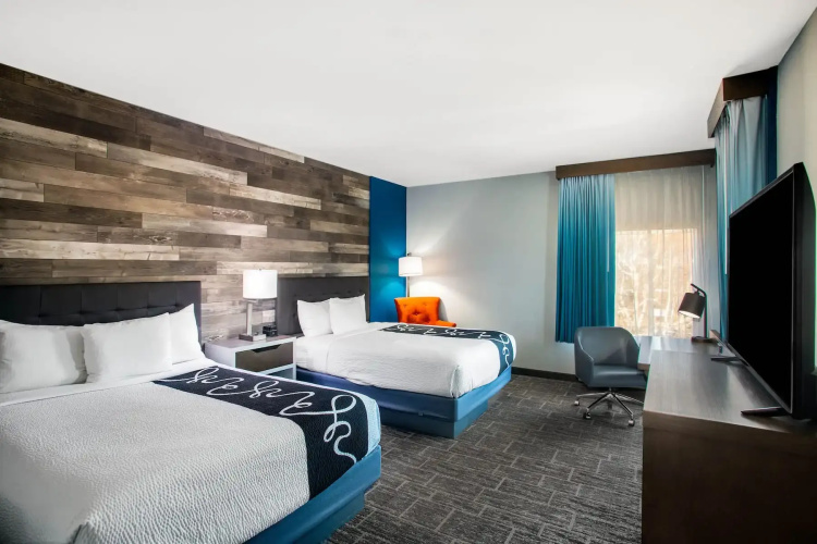 La Quinta by Wyndham Pittsburg