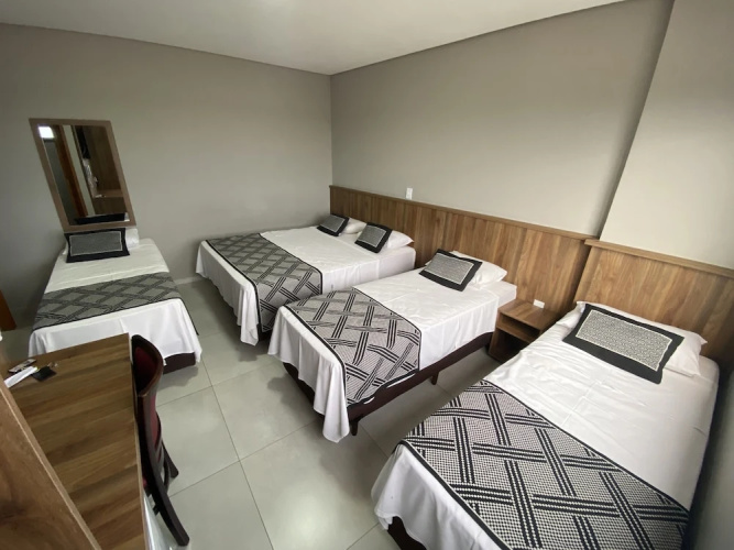 VIPPER Hotel