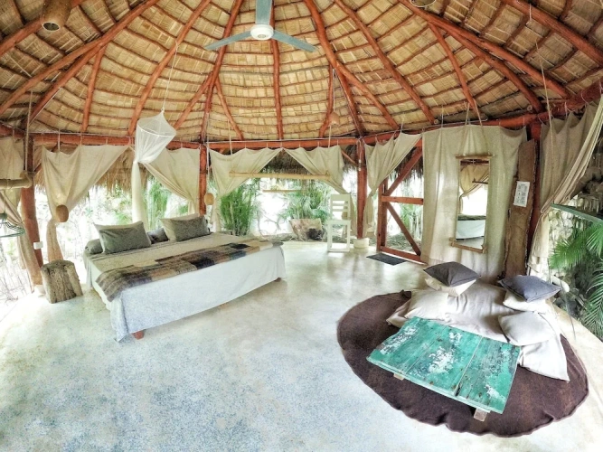 Tent with garden view