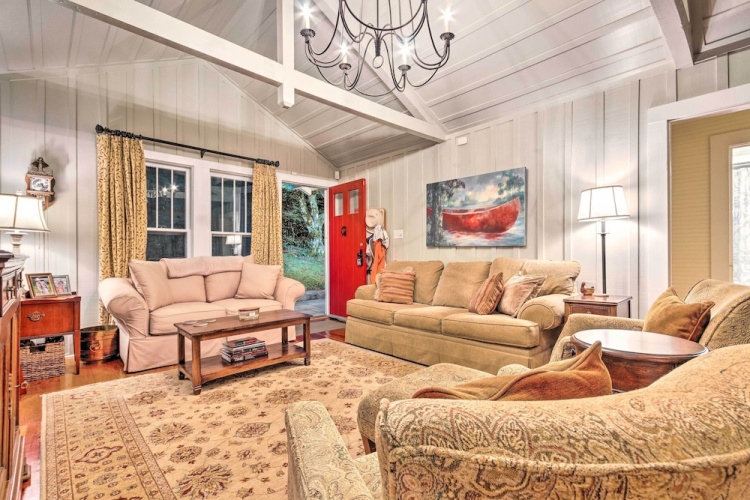 Waterfront Home w/ Boat Dock on Mirror Lake!