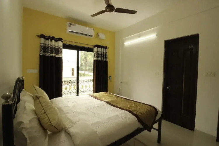 OYO 9791 Home Spacious 2BHK Nerul