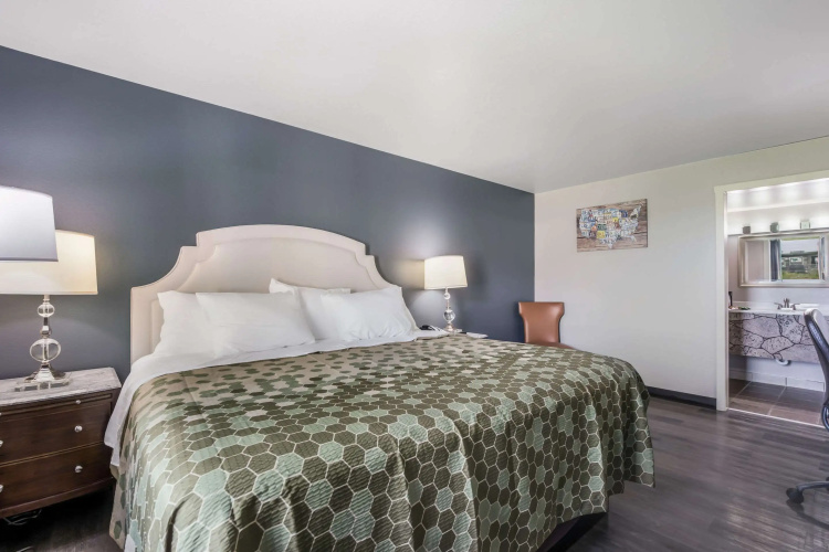 Econo Lodge Neenah