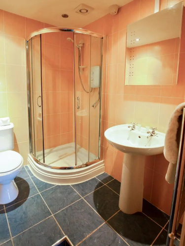 OYO Lamphey Hall Hotel