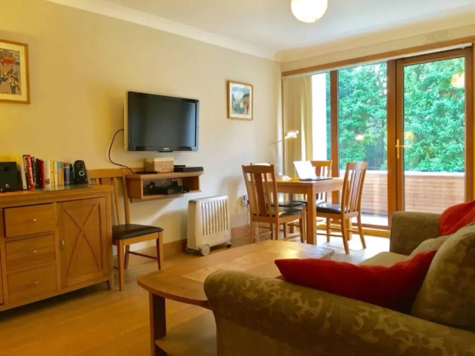 1 Bedroom Apartment In Ballsbridge