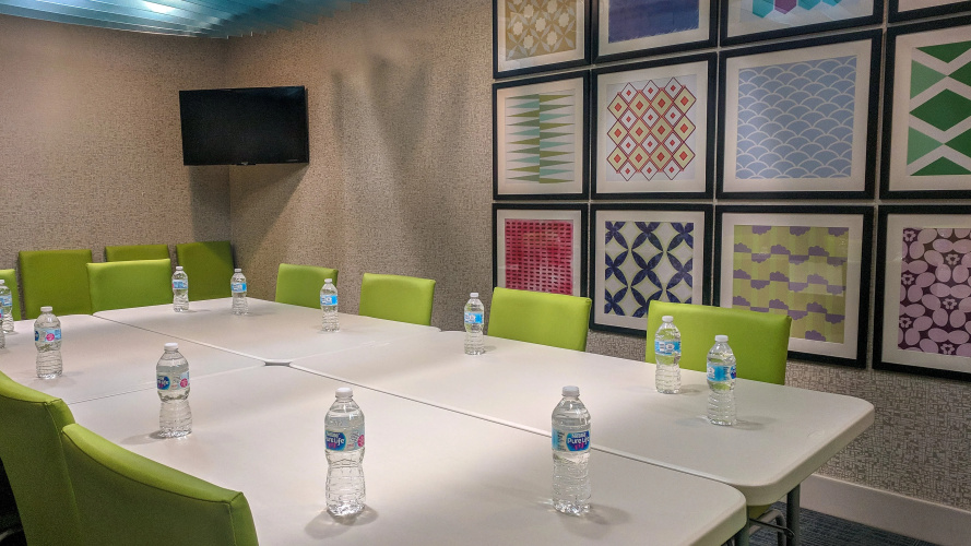 Holiday Inn Express Fort Wayne-East (New Haven) photo 20