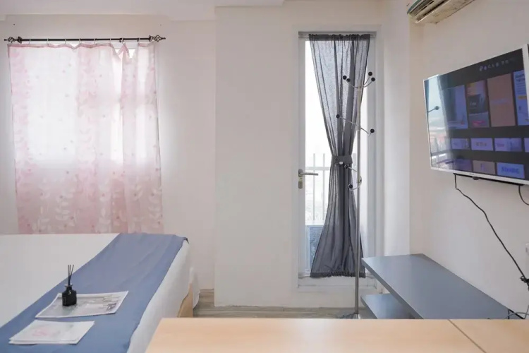 Spacious and Comfy Studio Apartment Bintaro Icon