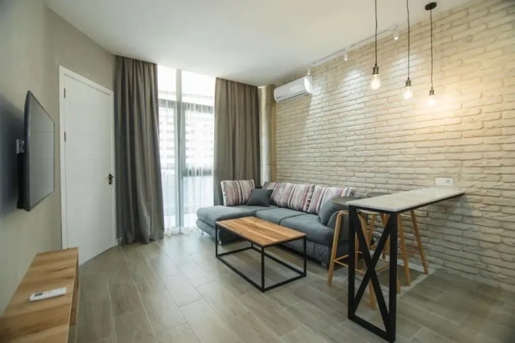 2 Bedrooms Apartment