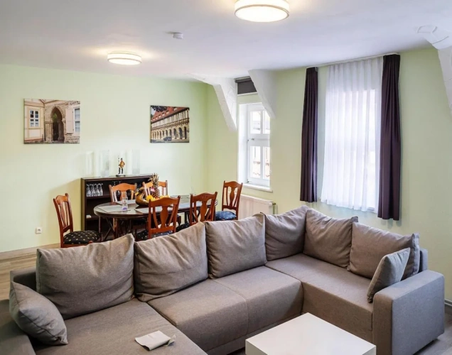 3 Bedrooms Deluxe Apartment