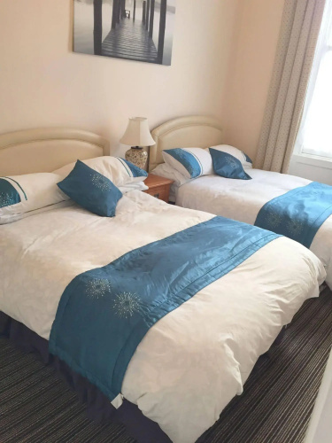 Tania Guest House