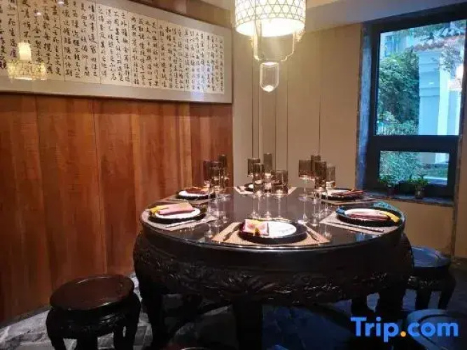 Yingkou Erya East B&B