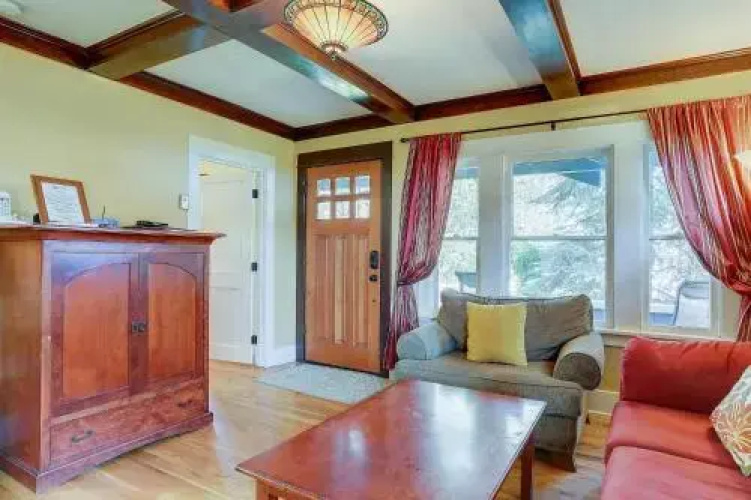 Albany-Close to Old Mill-3BR/2BA