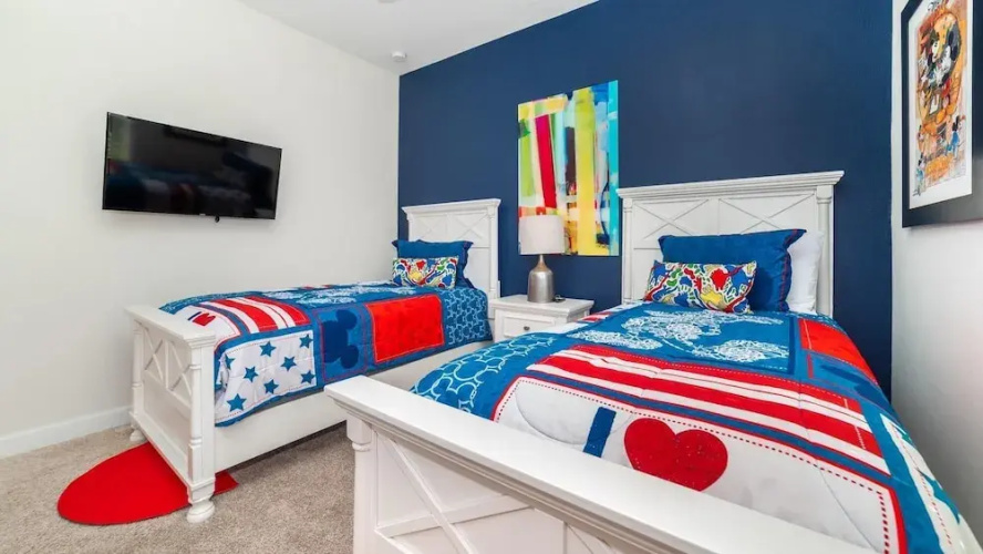 9051 Dogleg Drive