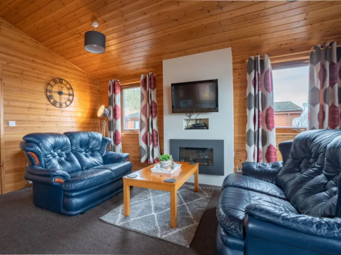 Loch Leven Lodge 12
