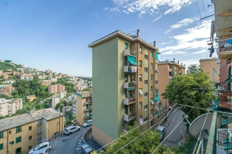 2 Bedrooms Apartment