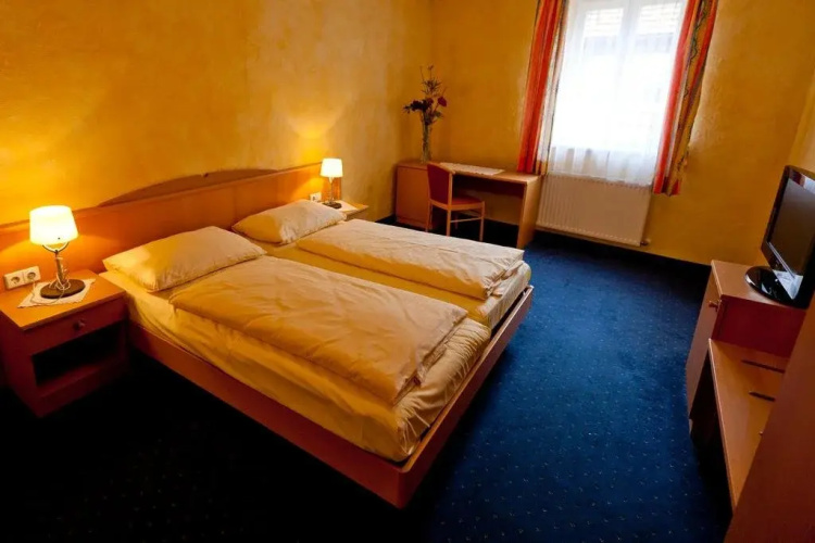 Gasthof Weisses Dach