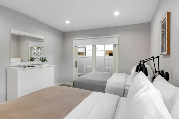 3 Bedrooms Cottage