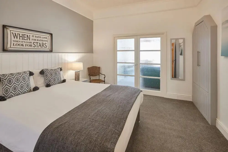 Apartment 1 at Glencoe