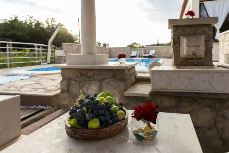 Holiday Home Lazuština Paradise