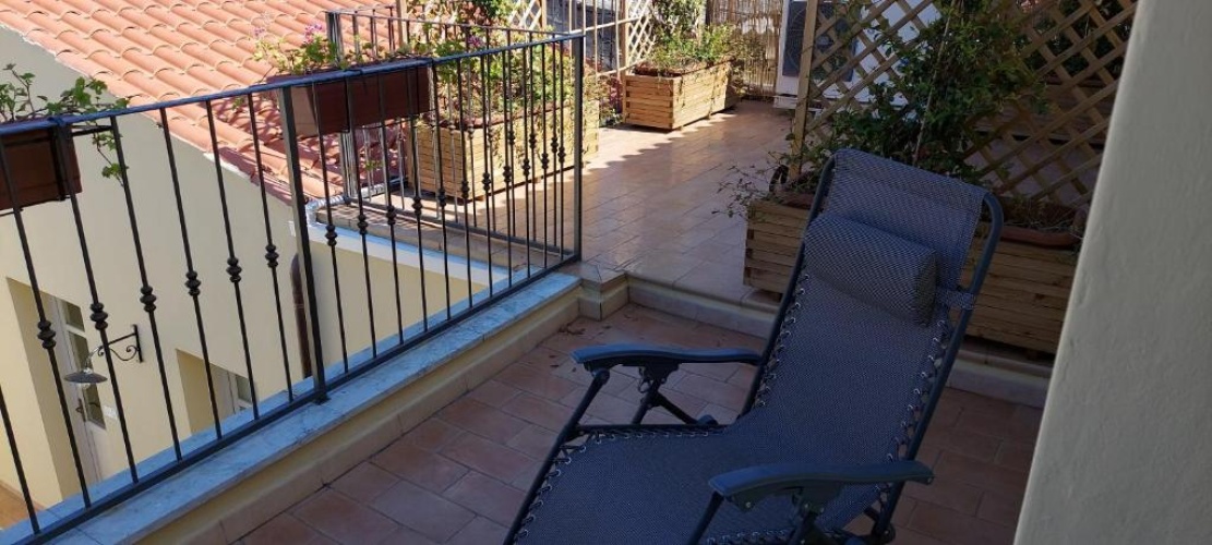 Standard Triple room with balcony