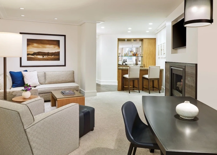 1 Bedroom Suite with balcony