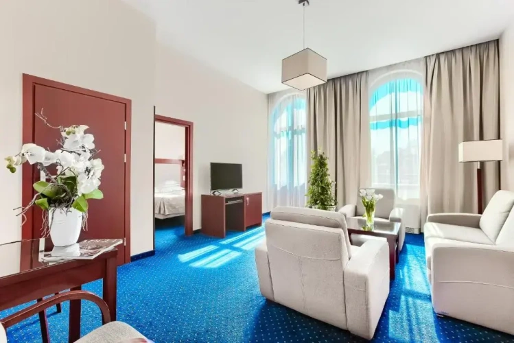 Suite with balcony
