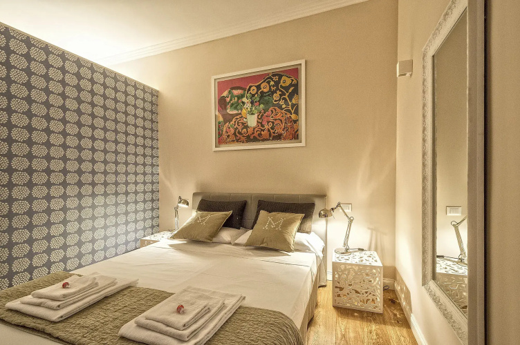 Magenta Luxury Sant'Anna