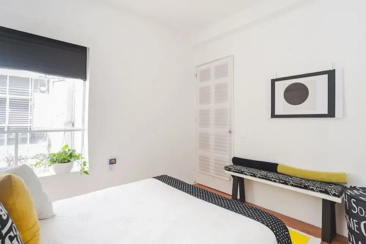 Black & White Apartment