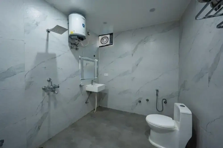 Deluxe Double room with balcony and with mountain view