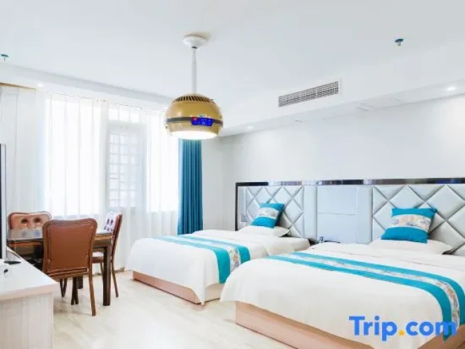 Deluxe Family Suite