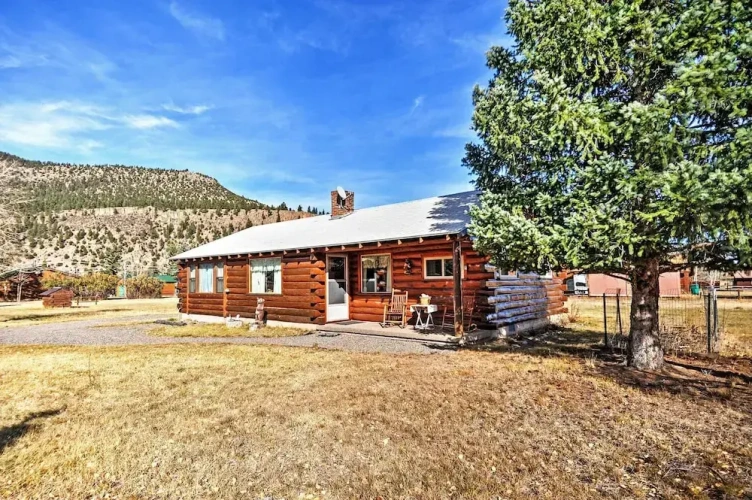 2 Bedrooms Cottage