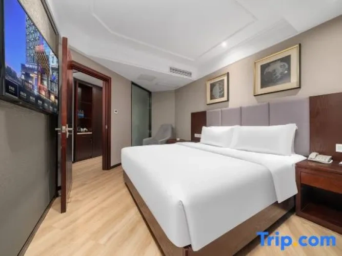2 Bedrooms Suite