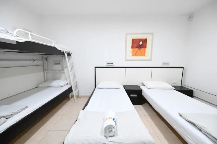 Standard room with partial sea view